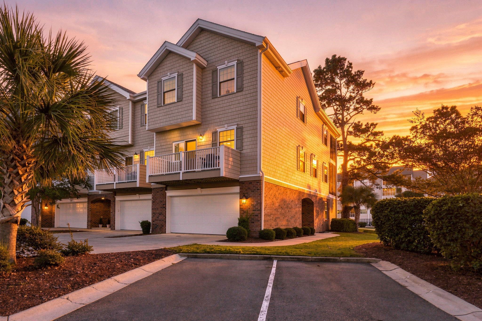 601 Hillside Dr. N Unit 1304 — photo
