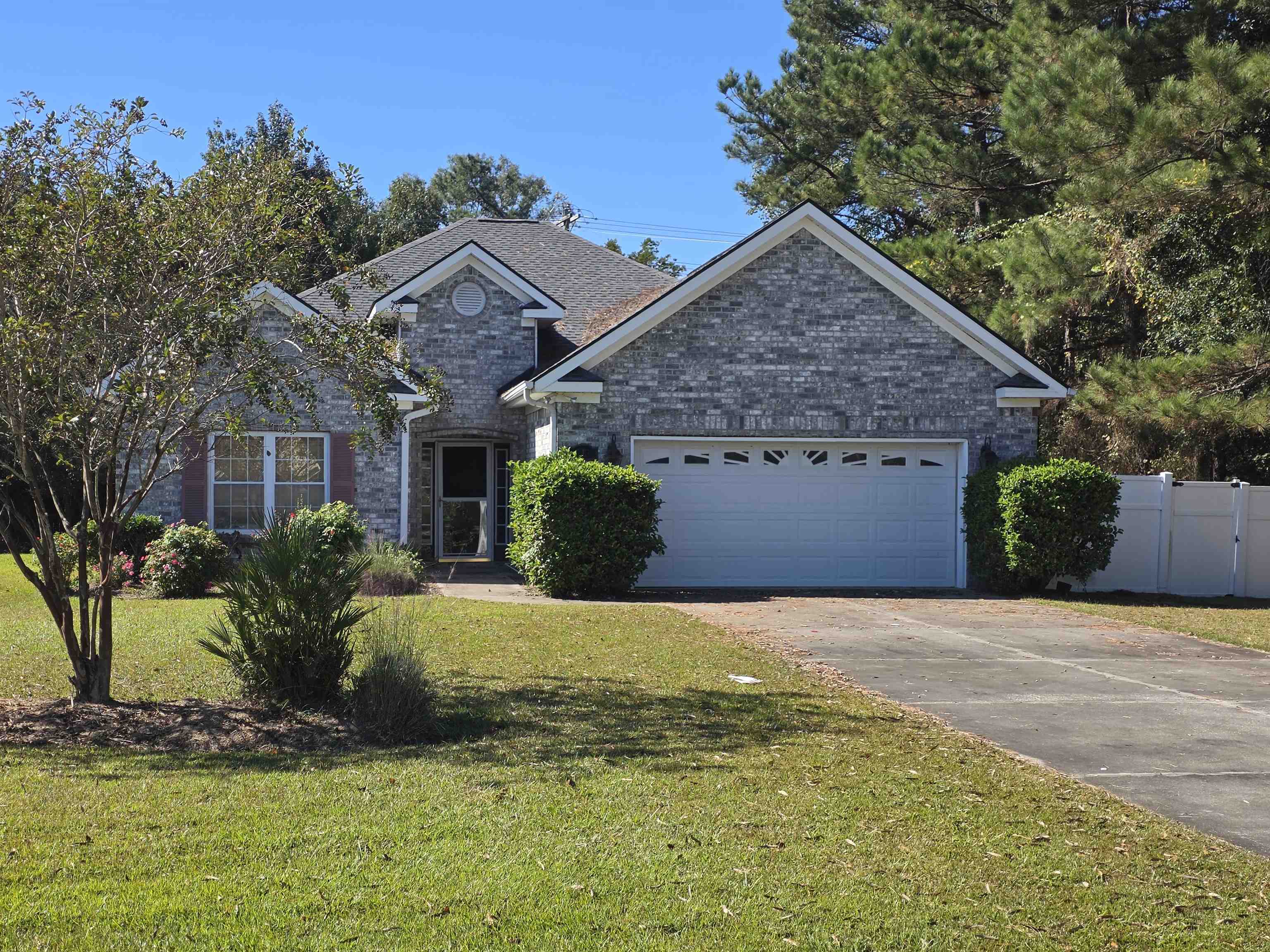 713 Golden Eagle Dr. — photo