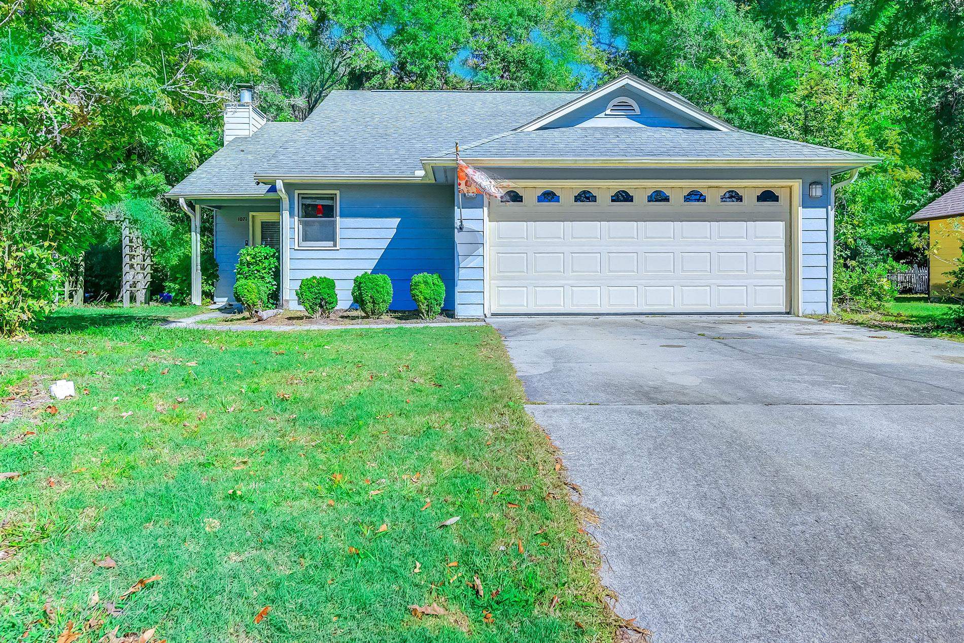 1071 Hickory Trail — photo