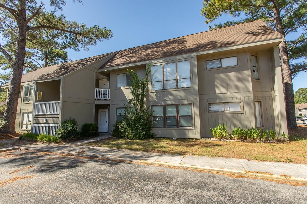 2000 Greens Blvd. Unit 15-B — photo