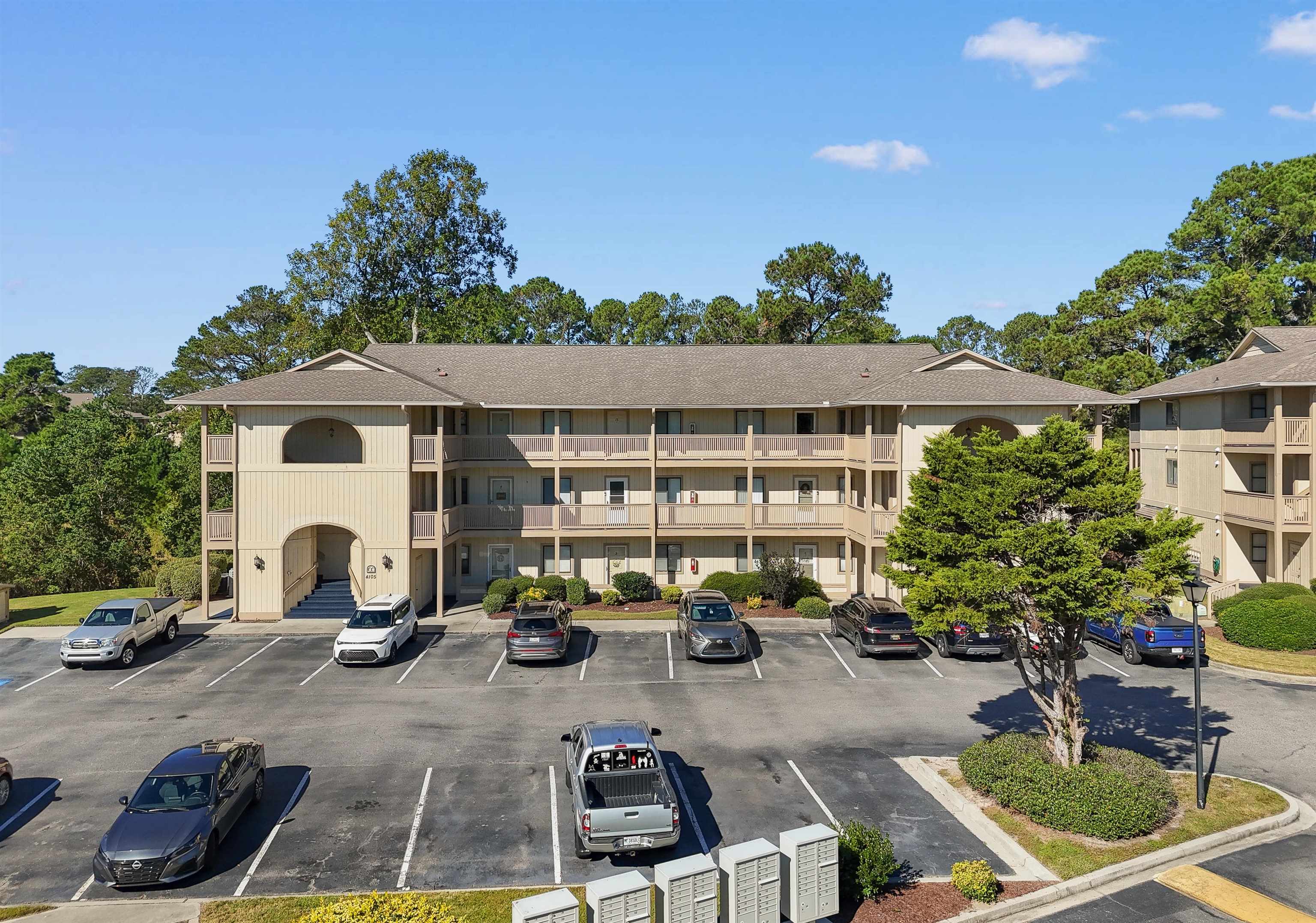4105 Pinehurst Circle Unit CC6 — photo
