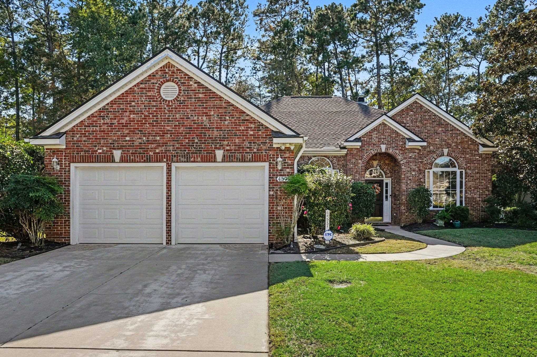 4577 Firethorne Dr. — photo