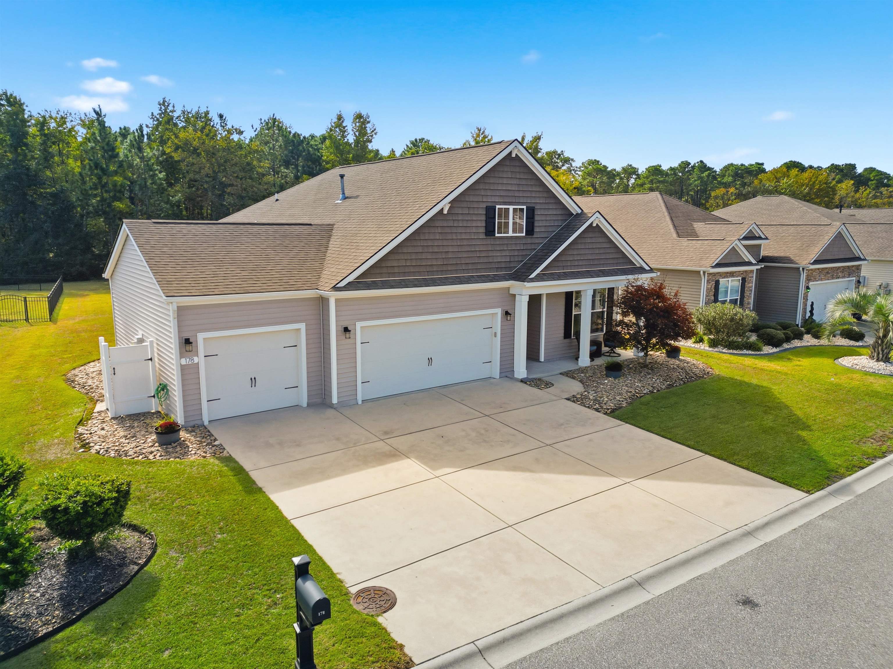 178 Viareggio Rd. — photo