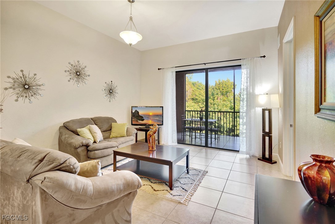 13651 Julias Way 1427 — photo