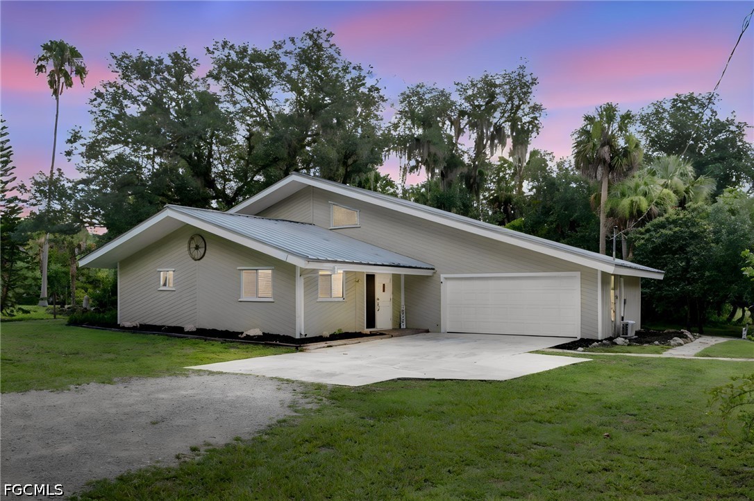 4613 Orange River Loop Rd — photo