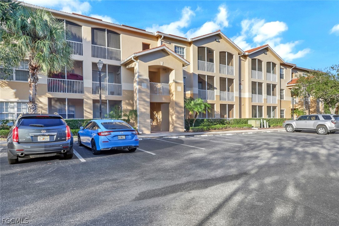 9025 Colby Dr 2111 — photo