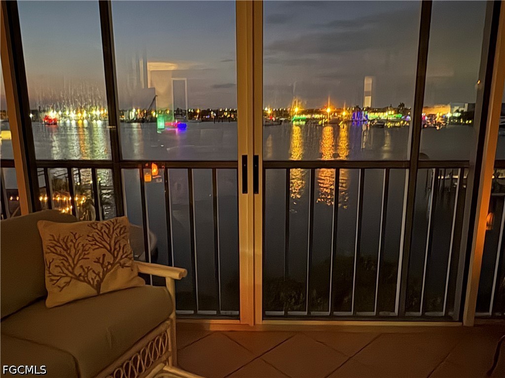 345 Mango St Unit 401 — photo