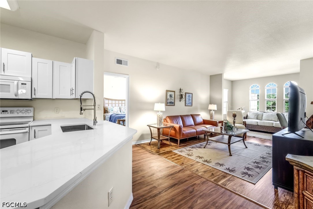 15630 Ocean Walk Cir Unit 210 — photo