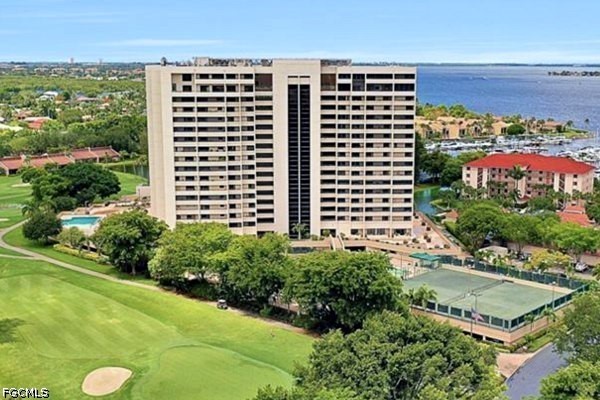 5260 S Landings Dr Unit 407 — photo