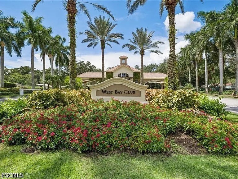 5000 Royal Shores Dr 101 — photo