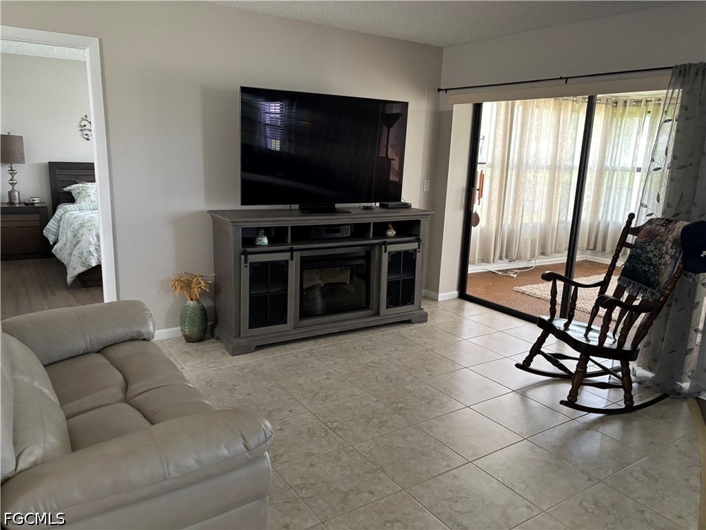 1514 Palm Woode Dr — photo