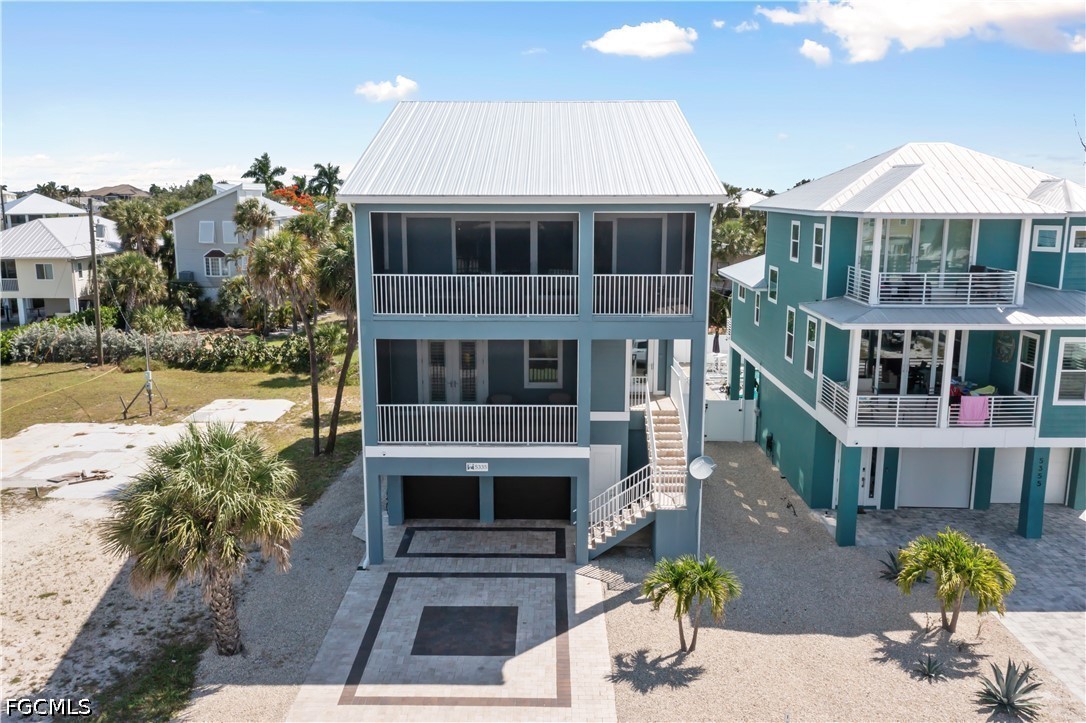 5335 Estero Blvd — photo