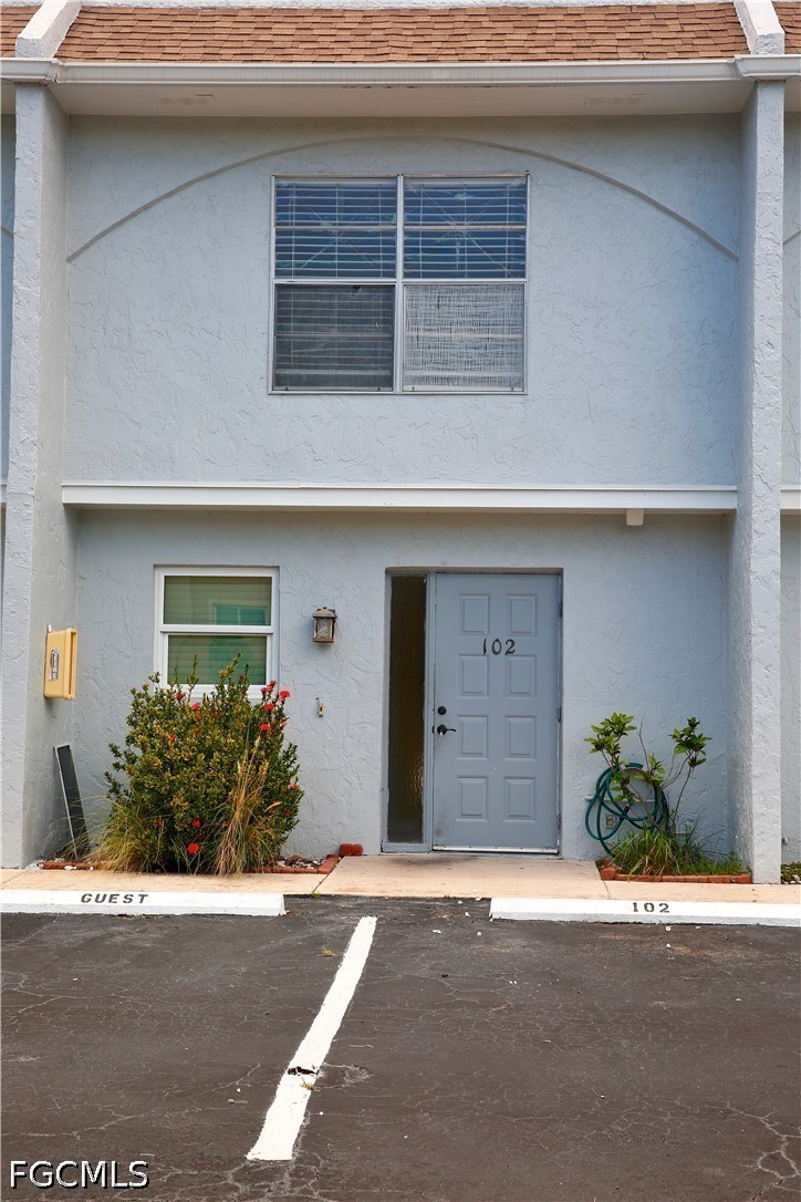 1123 SW 48th Ter 102 — photo