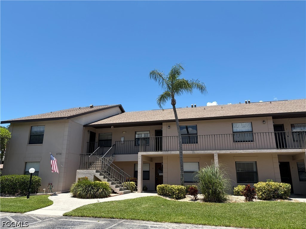 5735 Foxlake Dr Unit 6 — photo