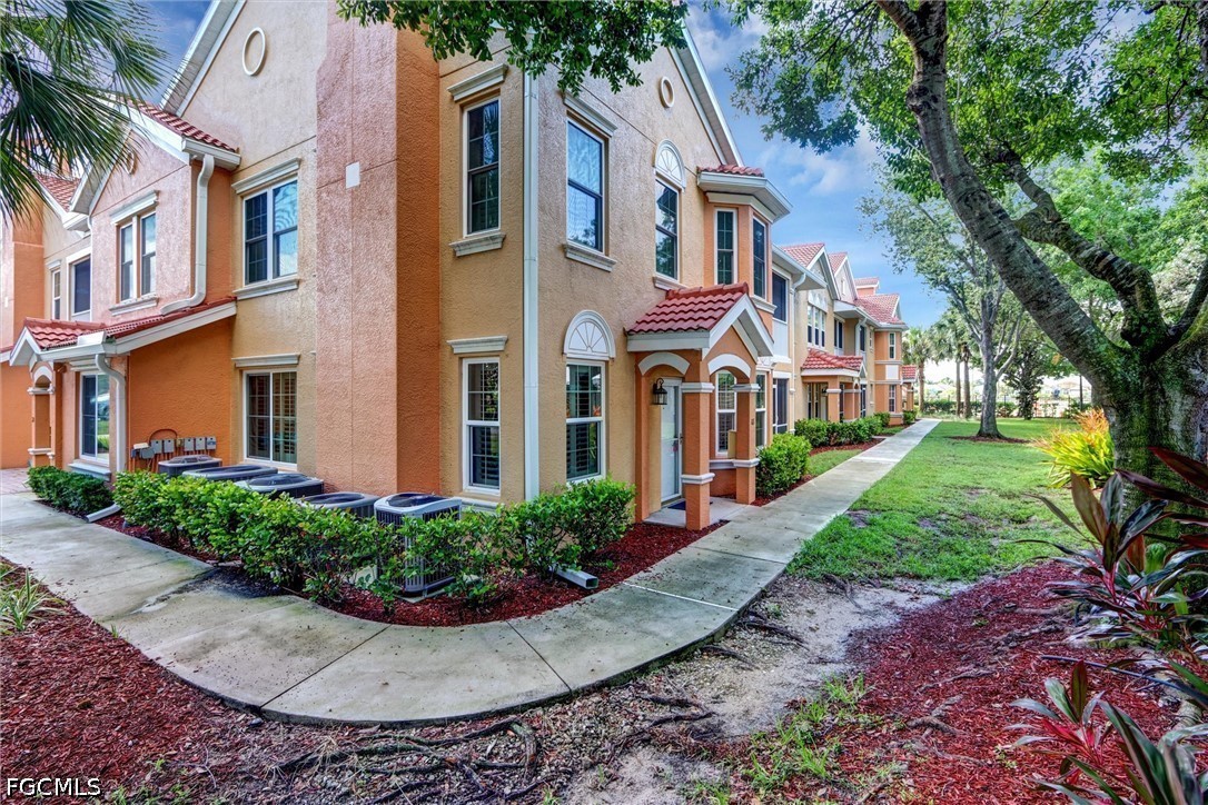 1750 Concordia Lake Cir 101 — photo