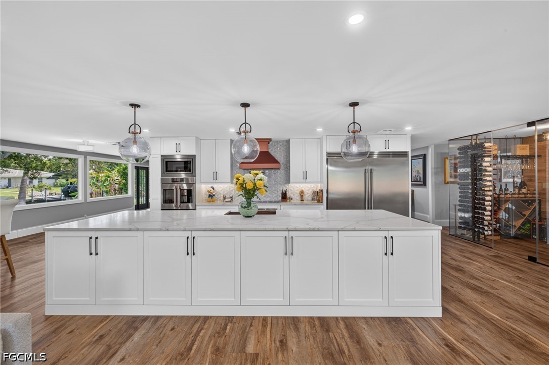 625 Sunnyside Ct — photo