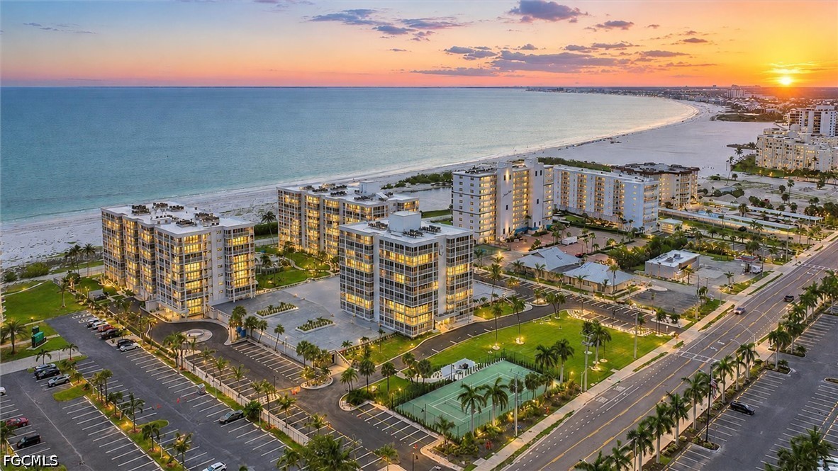 7146 Estero Blvd 410 — photo