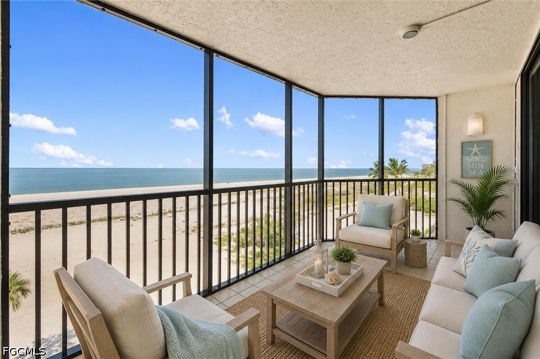 7650 Estero Blvd 508 — photo
