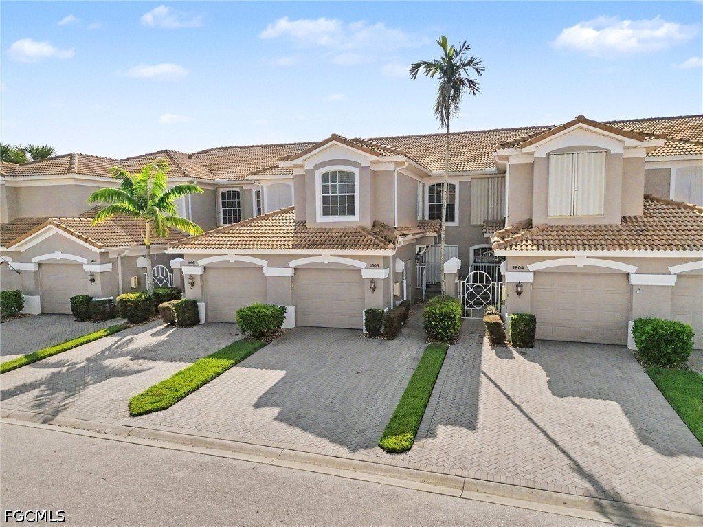 10011 Sky View Way 1805 — photo