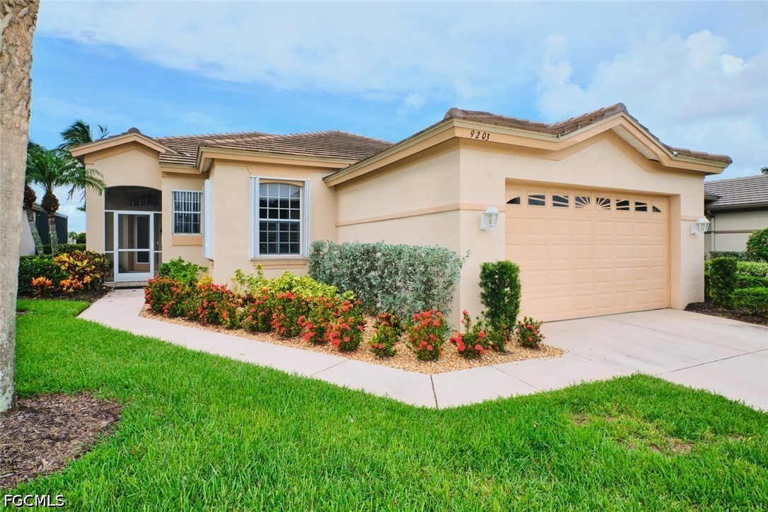 9203 Willowcrest Ct — photo