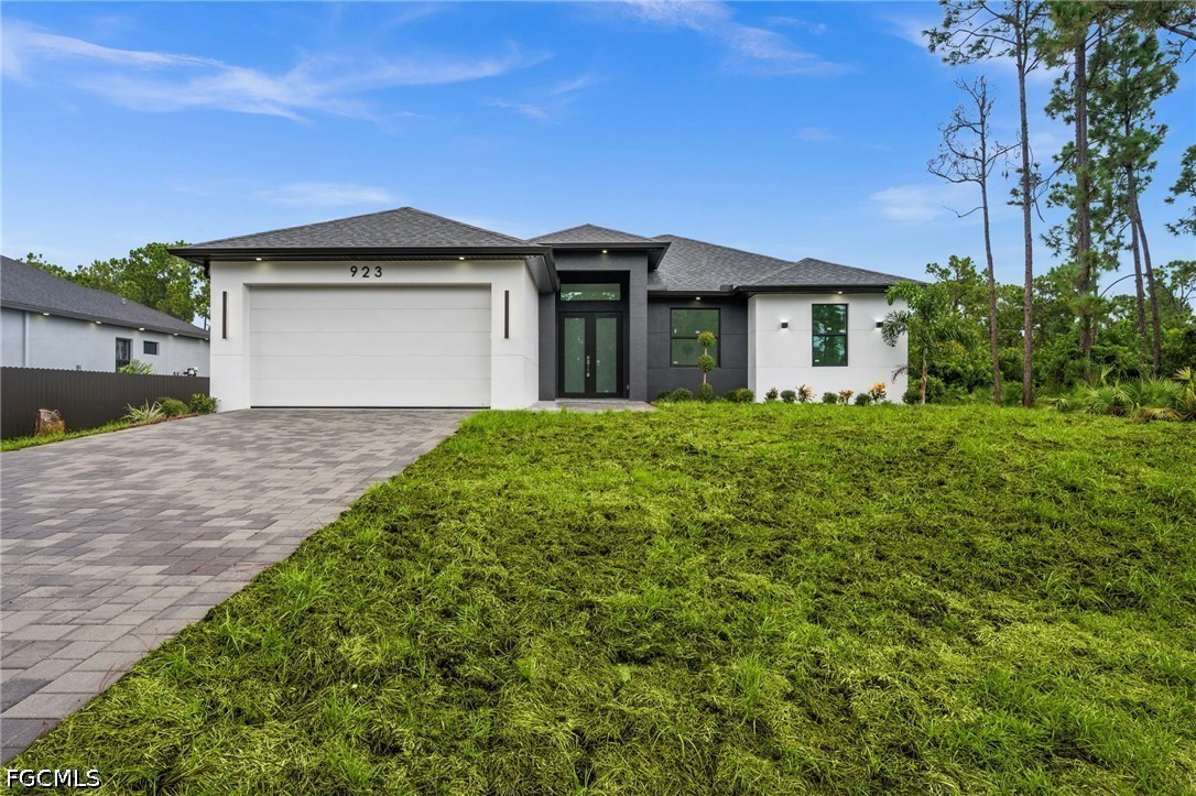 923 Bolivia Dr — photo