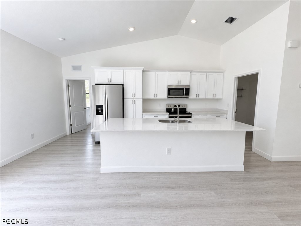 6045 Keystone Cir — photo