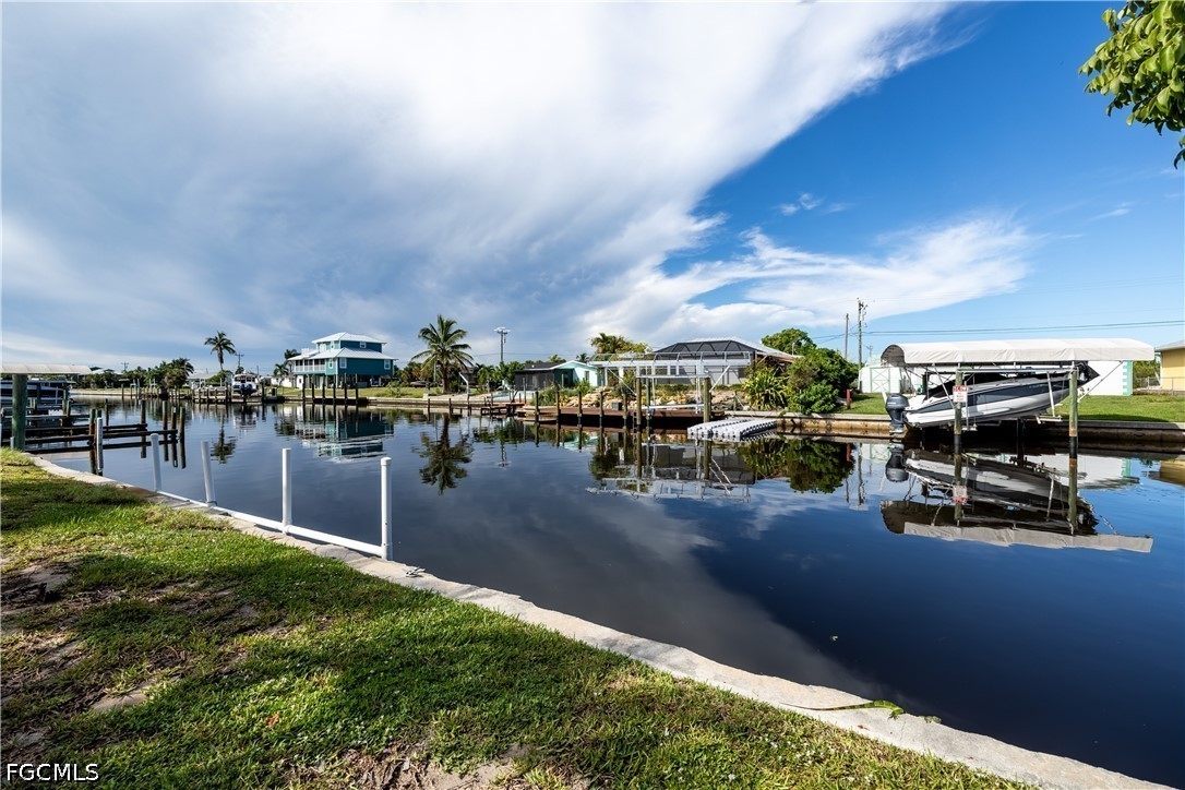 3269 Stringfellow Road, St James City, FL 33956 — photo 2