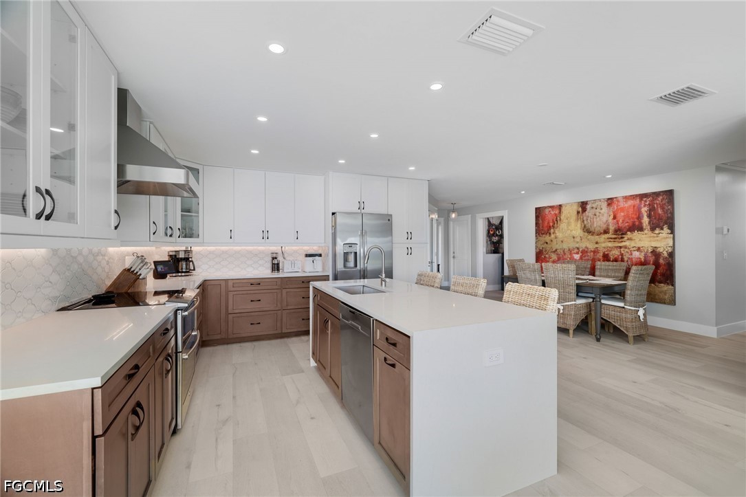 5204 Tower Dr — photo