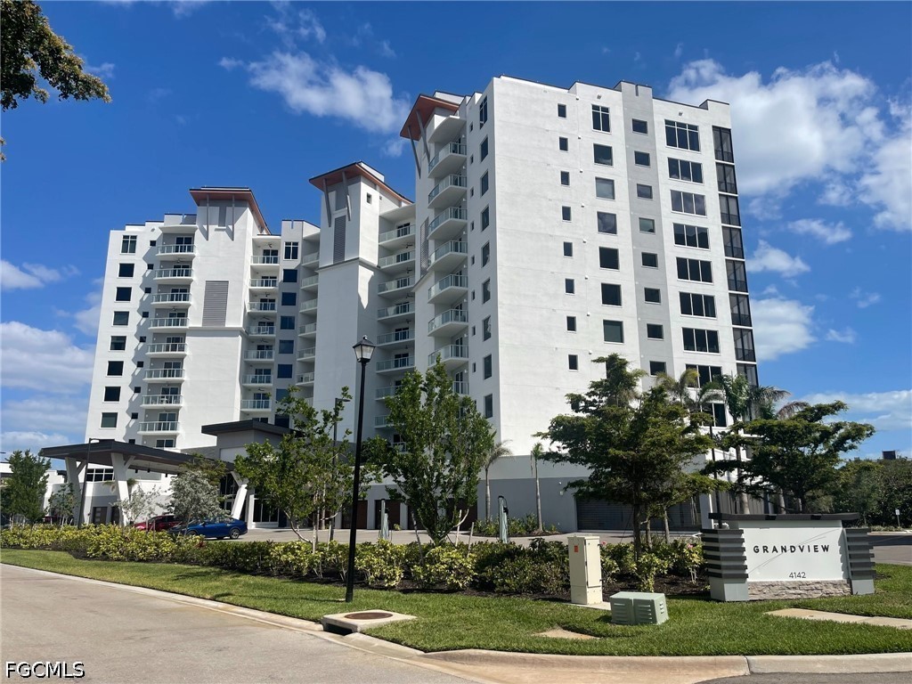 4142 Bay Beach Ln Unit 4 — photo