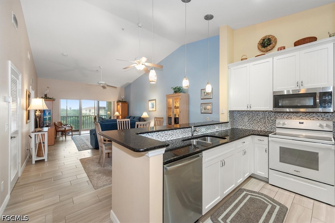 4017 Palm Tree Blvd 406 — photo