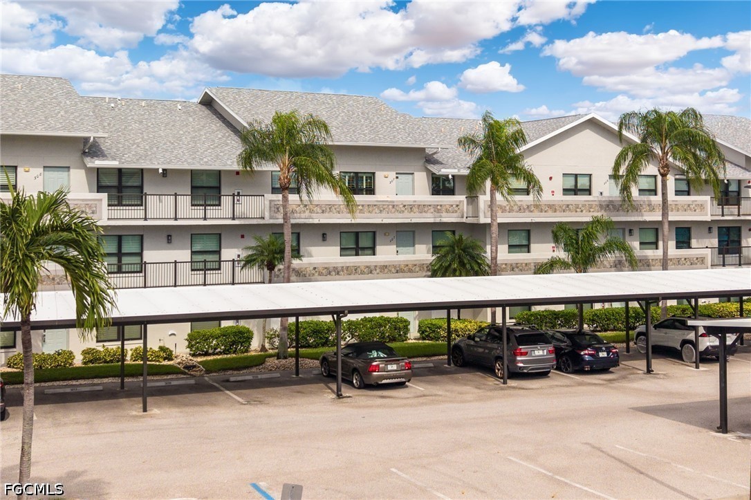 4230 SE 20th Pl Unit 307 — photo
