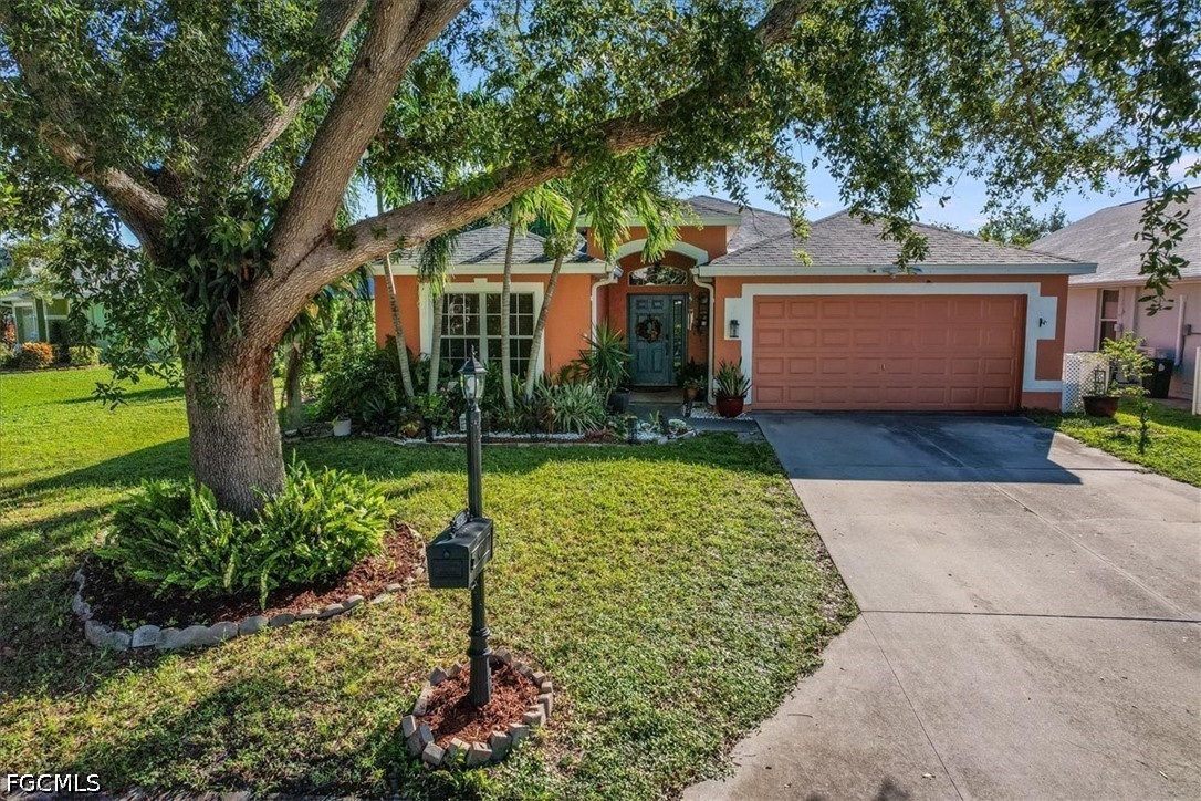 9230 Middle Oak Dr — photo