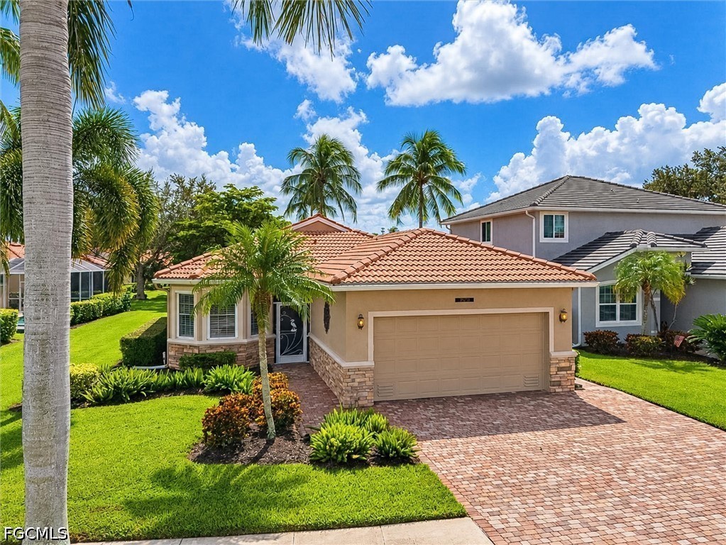 7905 Harmony Lake Ct — photo