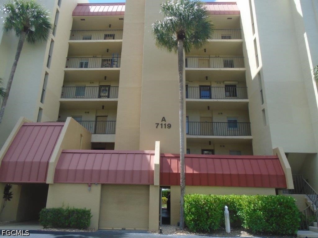 7119 Lakeridge View Ct Unit 403 — photo