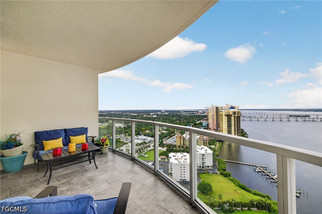 3000 Oasis Grand Blvd Unit 2807 — photo