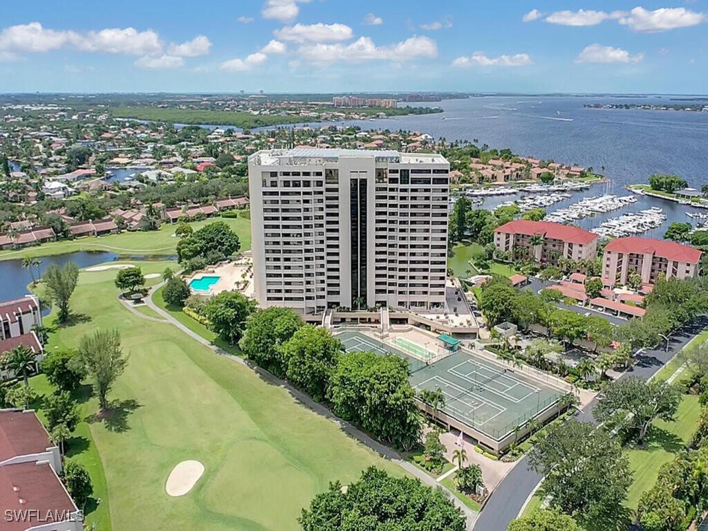 5260 S Landings Dr Unit 805 — photo