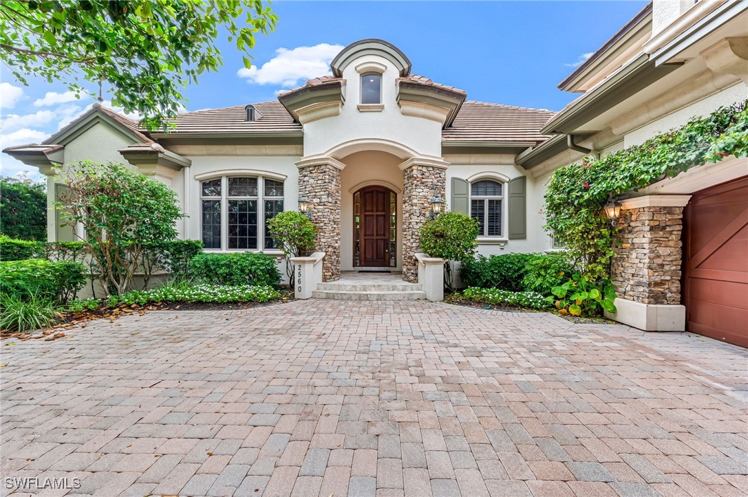 2560 W Half Moon Walk — photo