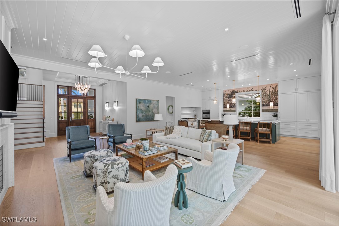 3295 Gordon Dr — photo