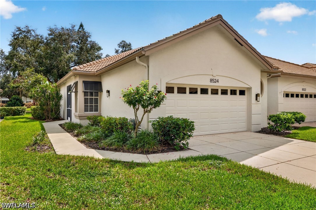 8524 Fairway Bend Dr — photo