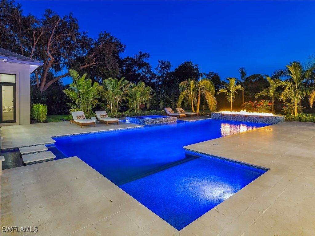 208 Hickory Road, Naples, FL 34108 — photo 2