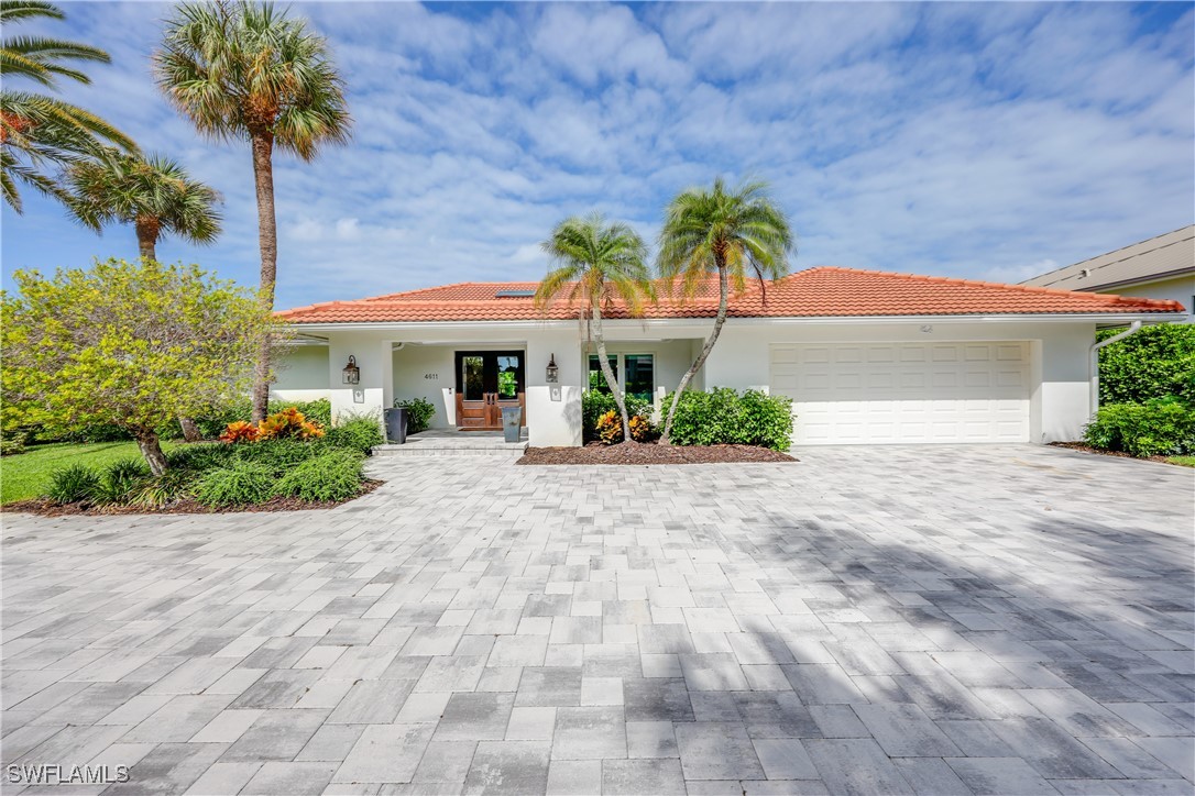 4611 Crayton Road, Naples, FL 34103 — photo 2