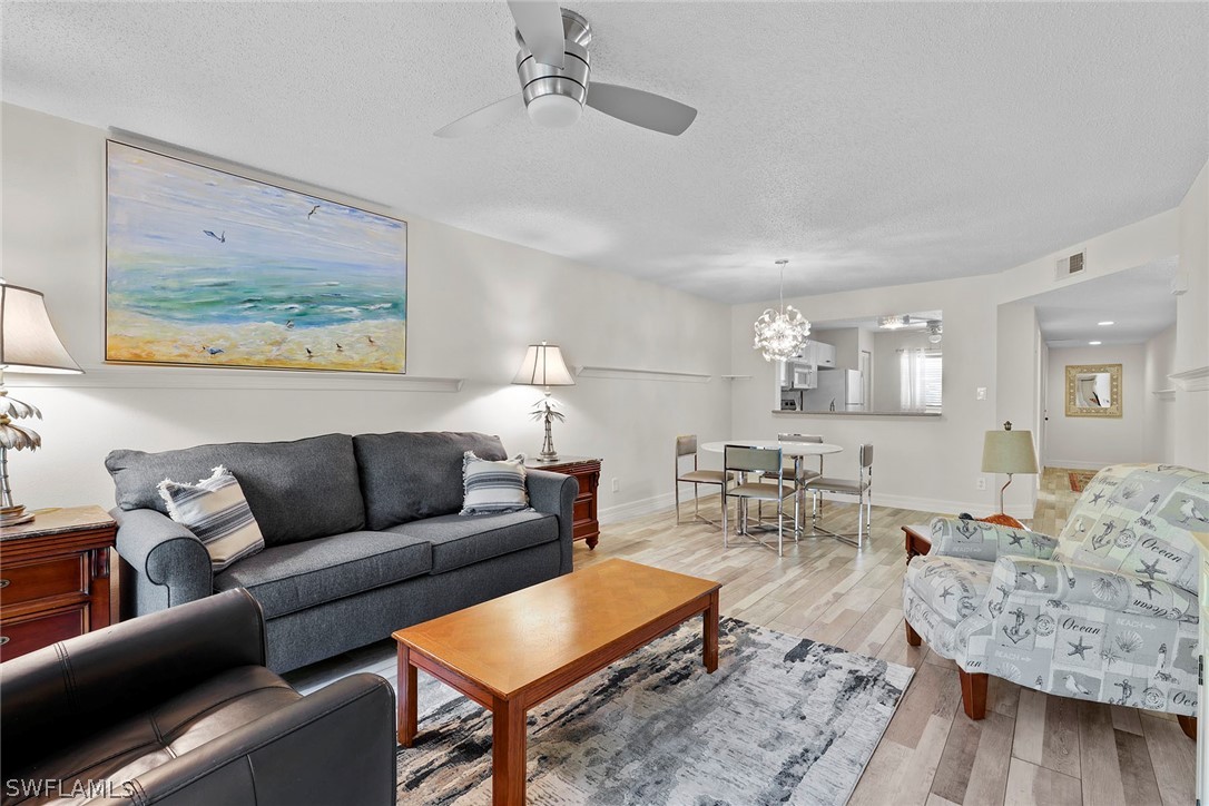 605 Squire Cir 103 — photo