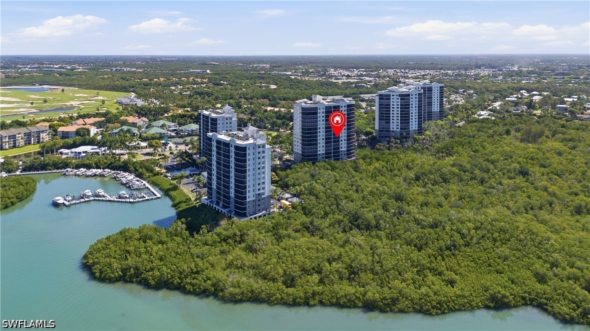 425 Cove Tower Dr 703 — photo