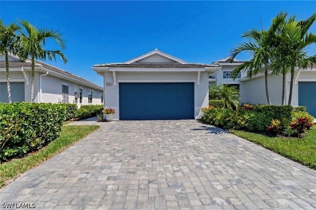 8966 Saint Lucia Dr — photo