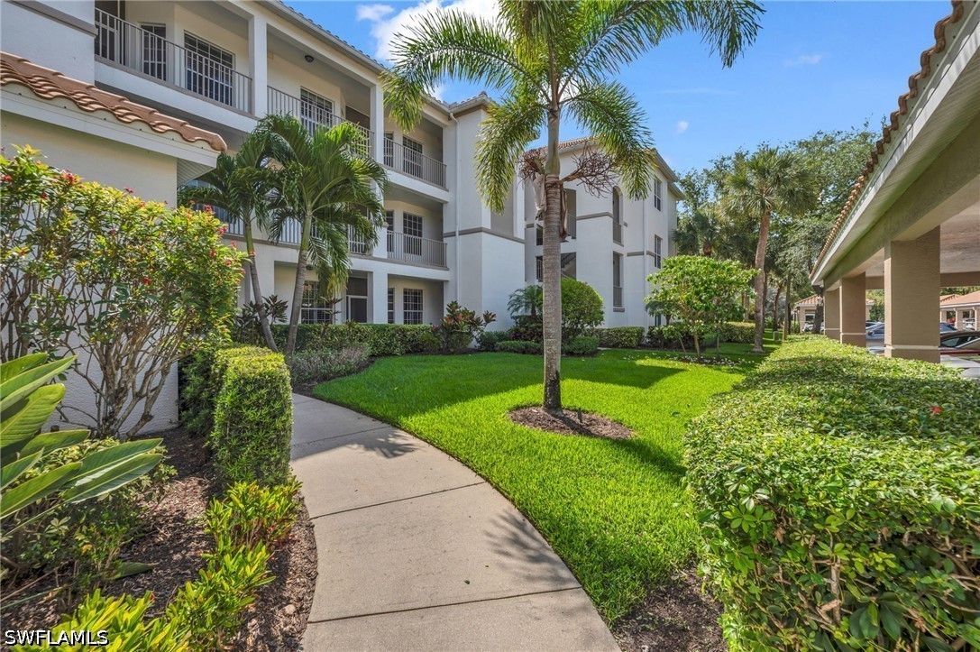 8253 Parkstone Pl 106 — photo