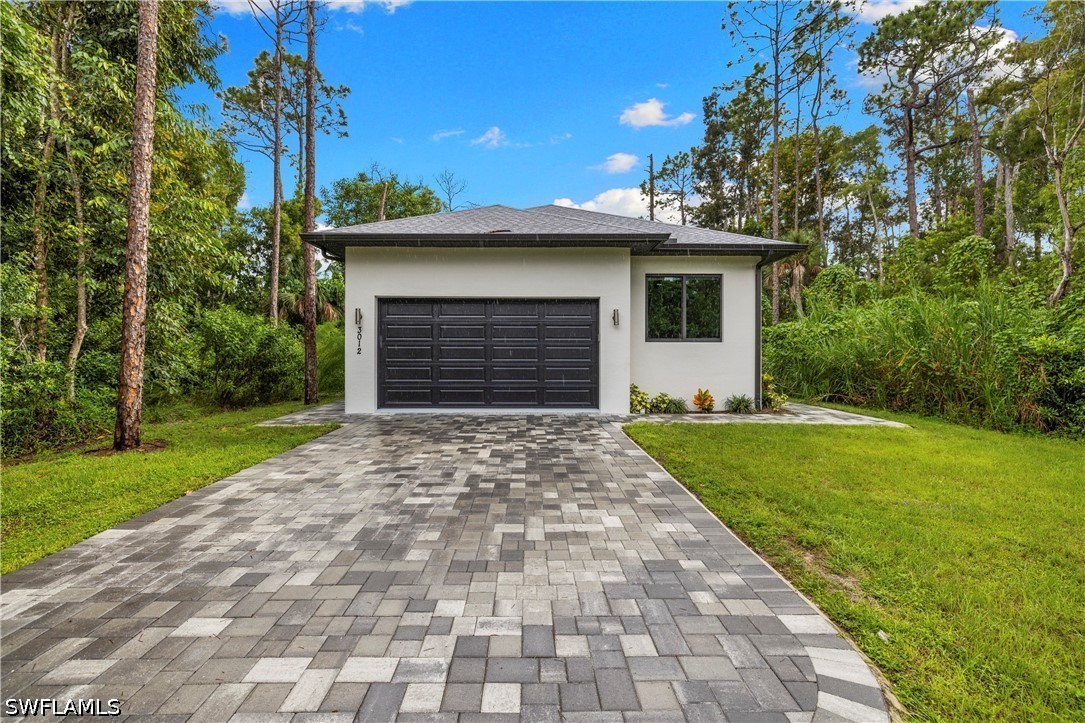 3012 Pine Tree Drive, Naples, FL 34112 — photo 2