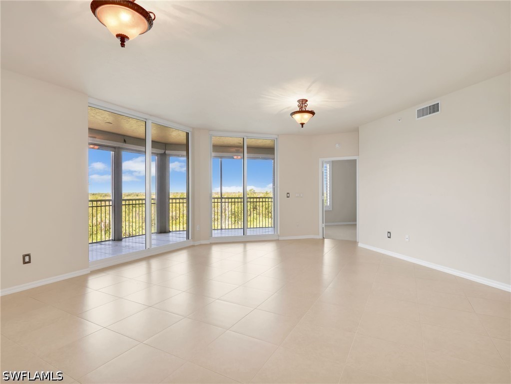 1001 Arbor Lake Dr 202 — photo