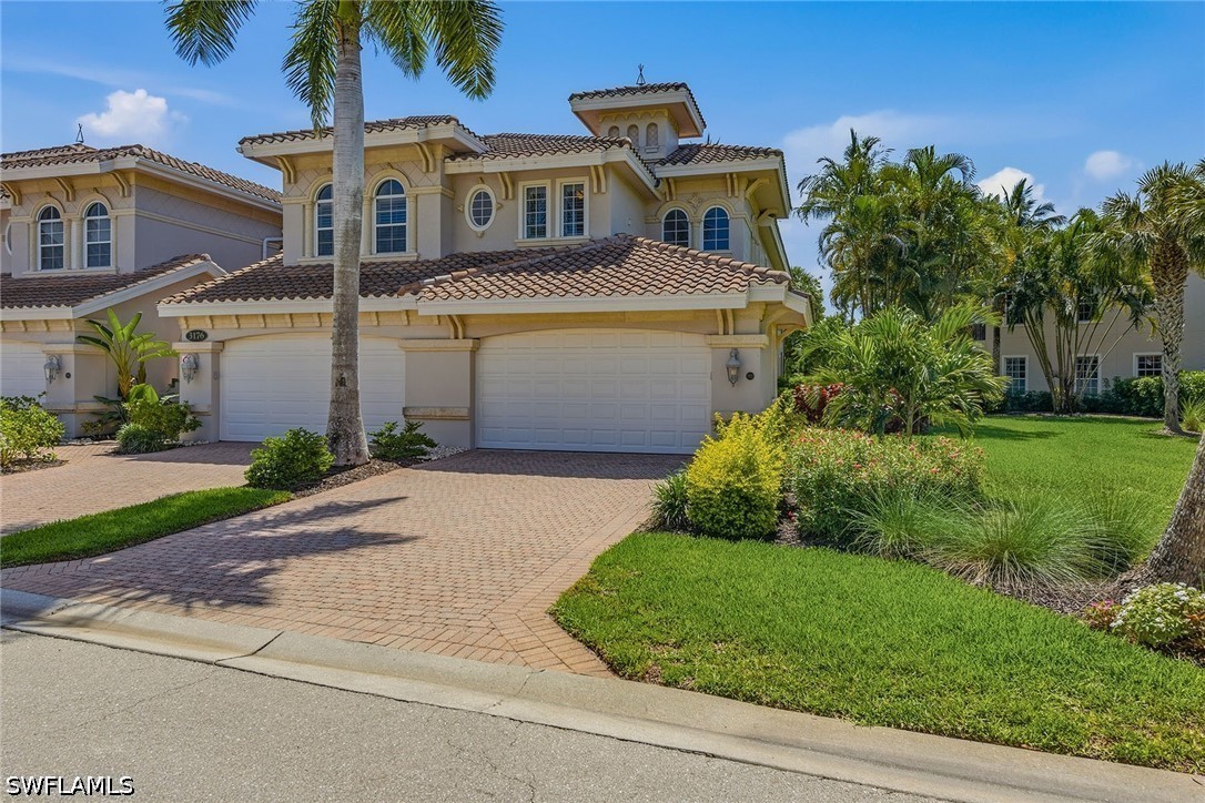3176 Serena Ln Unit 202 — photo