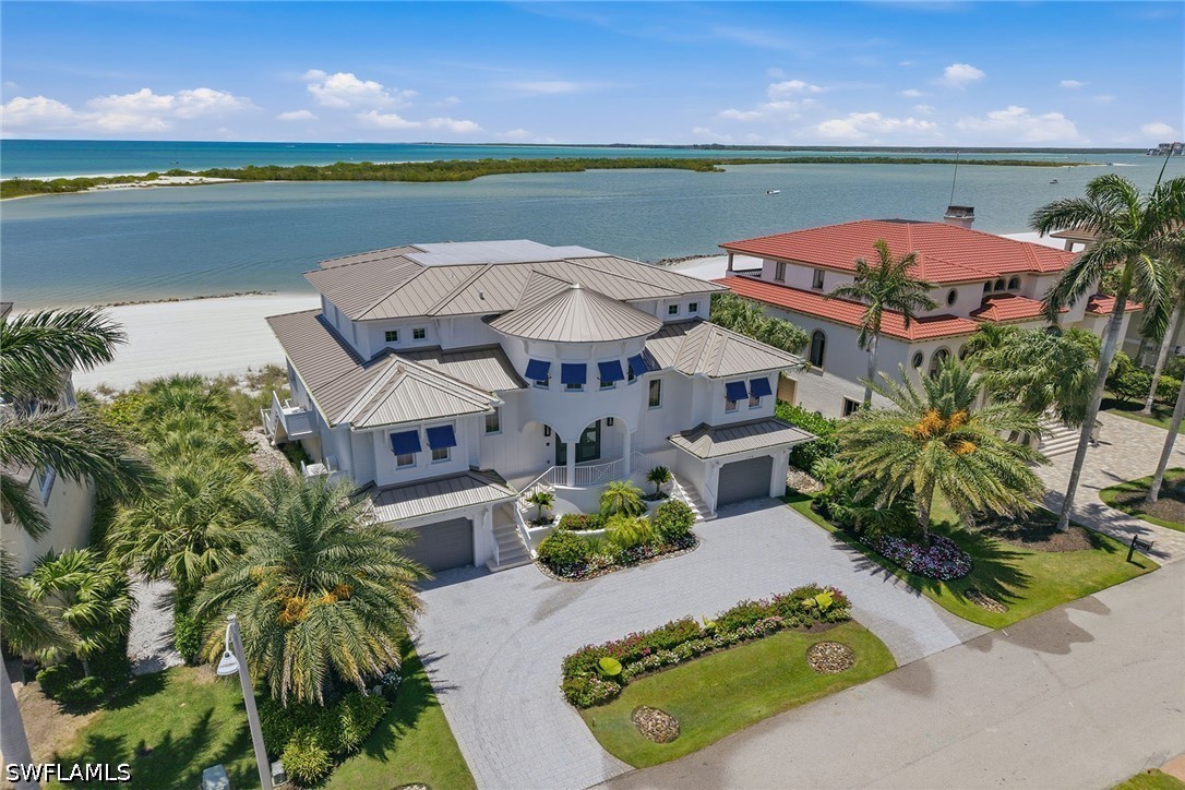 158 S Beach Dr — photo