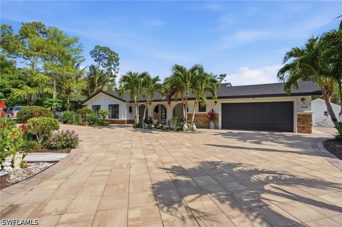 5930 Sea Grass Ln — photo